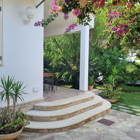 Villa Ada Casa Vacanze Torre Specchia Ruggeri Exterior photo